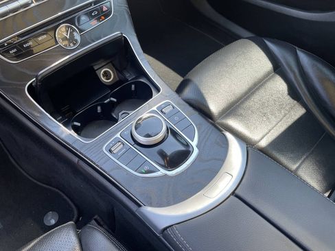 Used 2017 Mercedes-Benz C 300 4MATIC Sedan image 20