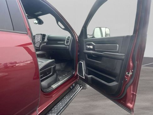 Used 2021 RAM 2500 Laramie w/ Night Edition image 19