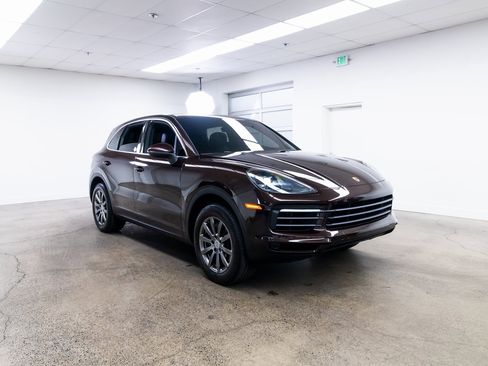 Used 2019 Porsche Cayenne image 27