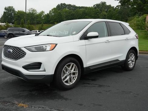 Used 2024 Ford Edge SEL AWD/4WD image 3