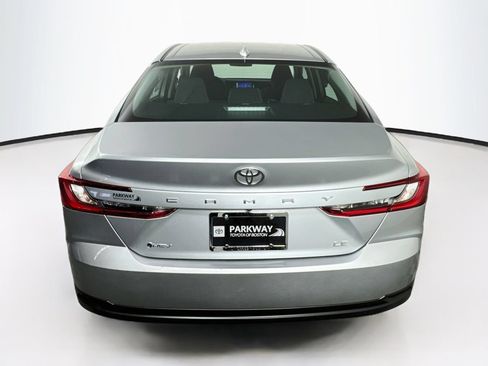 Used 2025 Toyota Camry LE FWD image 6