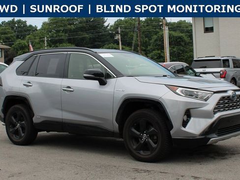Used 2019 Toyota RAV4 XSE image 2