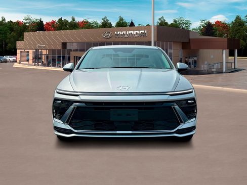 New 2025 Hyundai Sonata Limited image 12