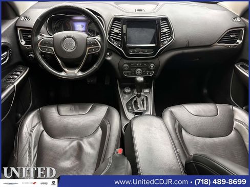 Used 2021 Jeep Cherokee Limited image 18