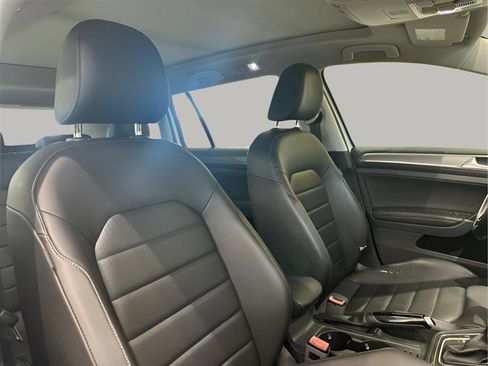 Used 2017 Volkswagen Golf Alltrack SE AWD/4WD image 10