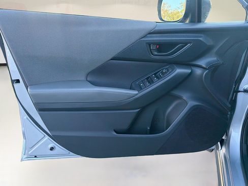 Used 2024 Subaru Crosstrek 2.0i Premium image 21