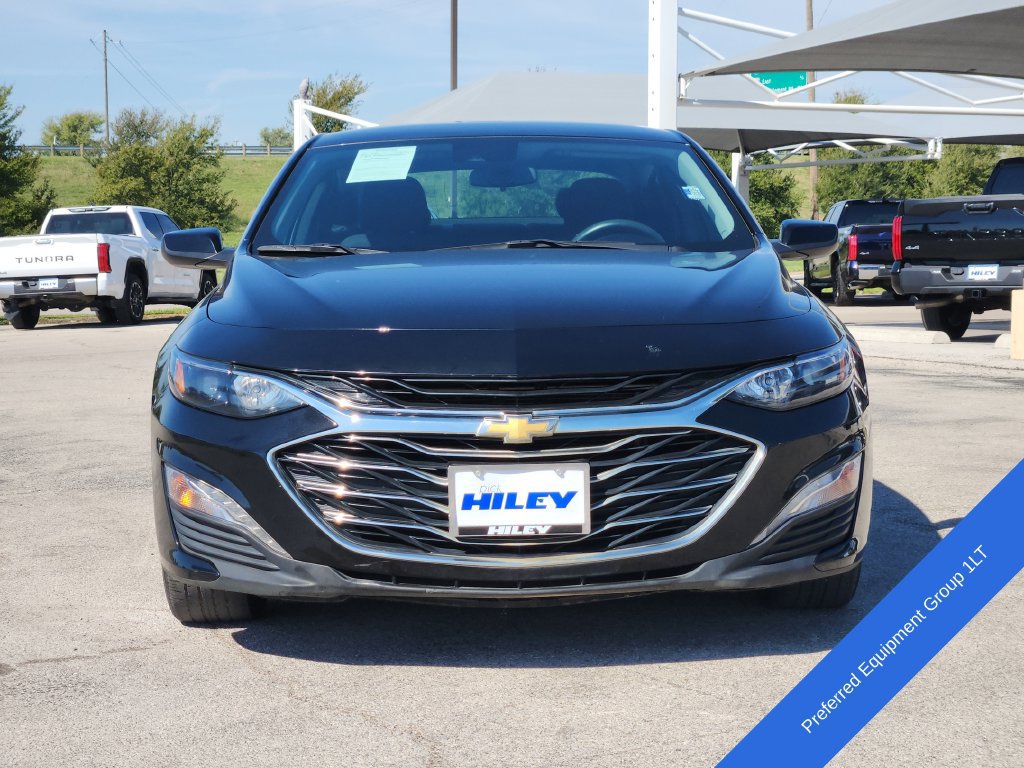 Used 2023 Chevrolet Malibu LT w/ Driver Confidence Package FWD image 2
