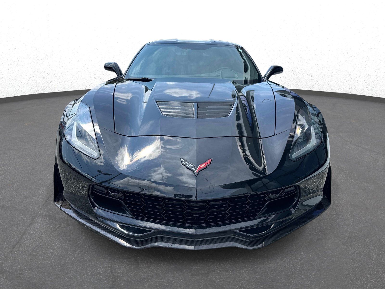 Used 2016 Chevrolet Corvette Z06 w/ 2LZ Preferred Equipment Group RWD image 8
