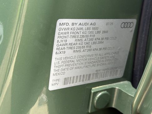 Used 2025 Audi Q5 Premium w/ Convenience Package image 34