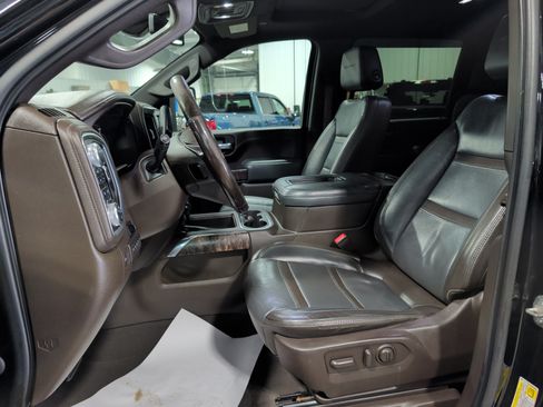 Used 2022 GMC Sierra 3500 Denali AWD/4WD image 8