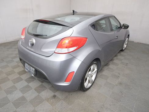 Used 2014 Hyundai Veloster w/ Style Package 02 image 5