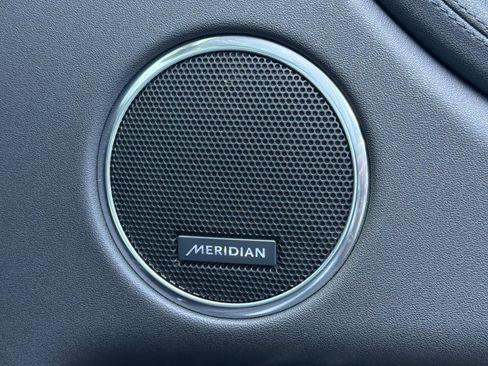 Certified 2025 Land Rover Discovery Sport S AWD/4WD image 29