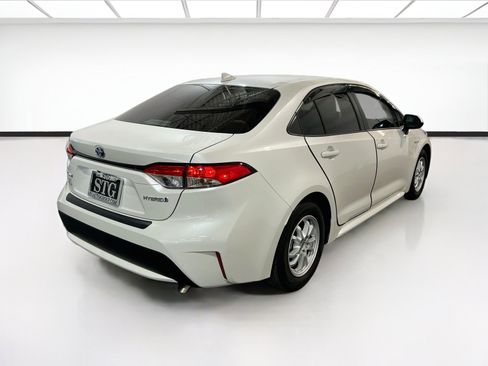 Used 2021 Toyota Corolla LE w/ Carpet Mat Package (TMS) FWD image 4