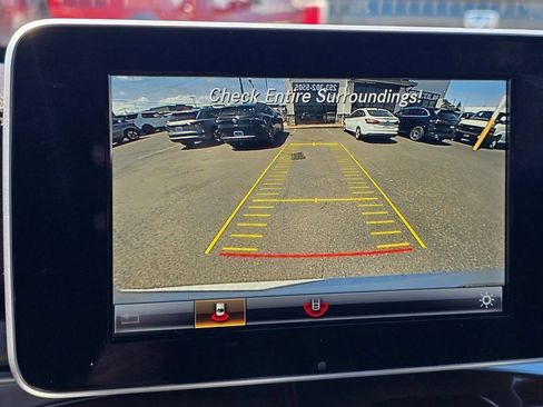 Used 2018 Mercedes-Benz GLC 300 4MATIC image 29