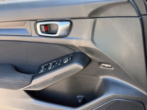 Used 2024 Honda Civic Sport image 32