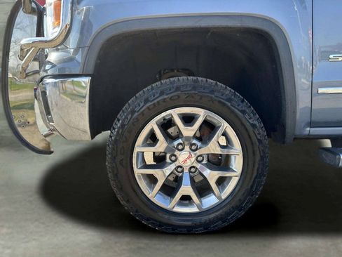 Used 2015 GMC Sierra 1500 SLT w/ SLT Crew Cab Value Package AWD/4WD image 18