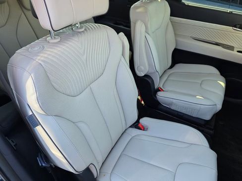 Used 2025 Hyundai Palisade Calligraphy image 31