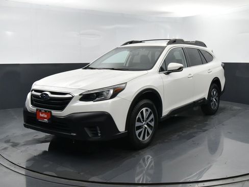 Certified 2022 Subaru Outback Premium image 7