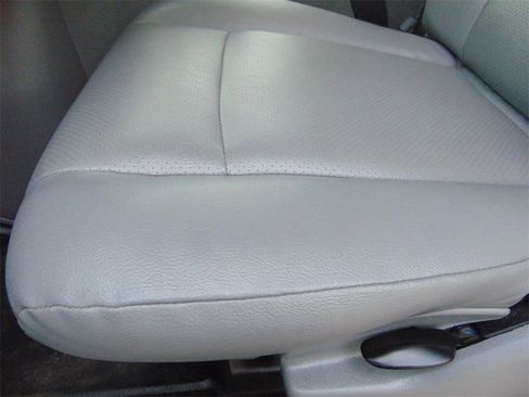 Certified 2024 Ford E-450 and Econoline 450 Super Duty w/ Power Windows & Locks Group image 12