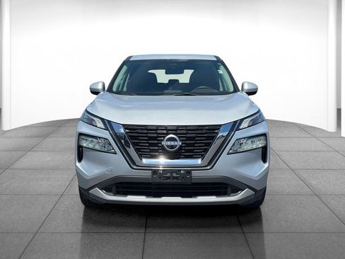 Used 2023 Nissan Rogue SV AWD/4WD image 2