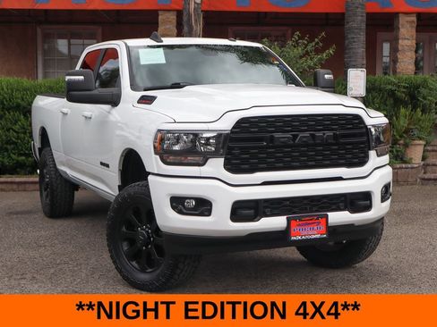 Used 2024 RAM 2500 Big Horn w/ Night Edition AWD/4WD image 2