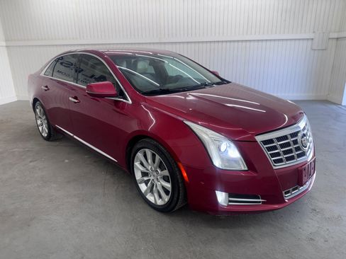 Used 2015 Cadillac XTS Luxury w/ Driver Awareness Package image 3
