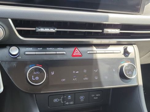 Certified 2025 Hyundai Sonata SEL FWD image 13