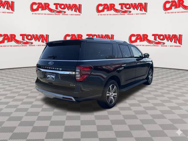 Used 2024 Ford Expedition Max Limited RWD image 3