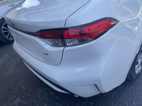 Used 2021 Toyota Corolla LE FWD image 6
