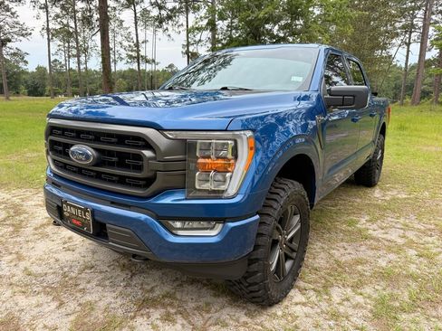 Used 2022 Ford F150 XLT w/ Equipment Group 302A High AWD/4WD image 1