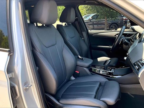 Used 2021 BMW X3 sDrive30i w/ M Sport Package RWD image 8