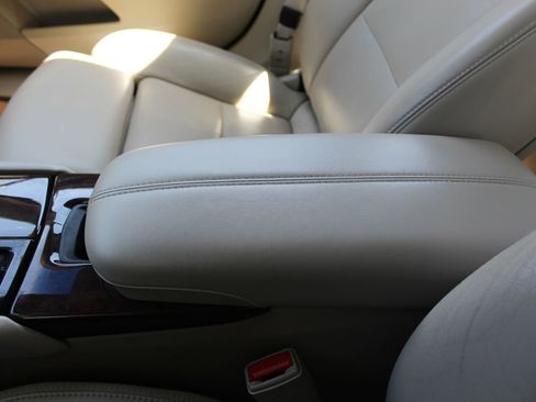 Used 2014 Cadillac XTS Premium AWD/4WD image 20