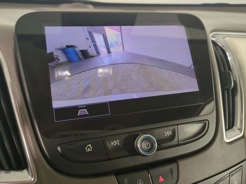 Used 2024 Chevrolet Malibu LT FWD image 23