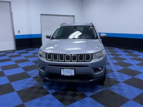 Used 2021 Jeep Compass Latitude image 3