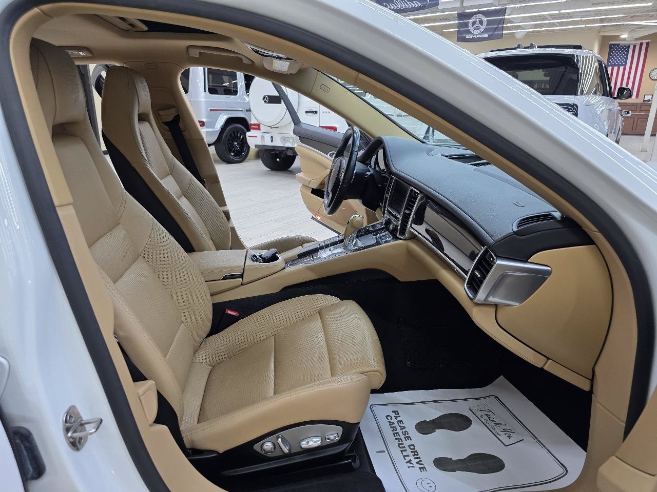 Used 2015 Porsche Panamera 4 w/ Premium Package Plus AWD/4WD image 21