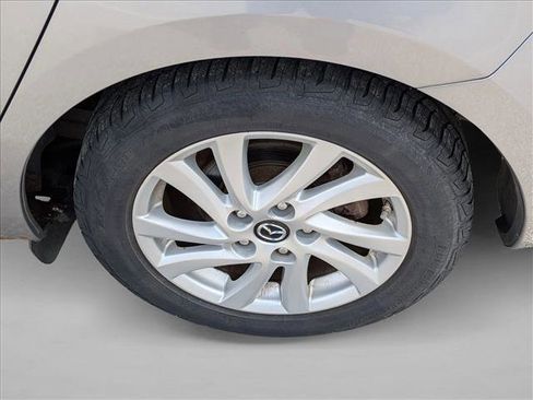 Used 2013 MAZDA MAZDA3 i Grand Touring w/ Tech Pkg FWD image 26