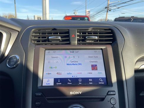 Used 2020 Ford Fusion Energi Titanium image 28