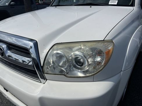 Used 2007 Toyota 4Runner SR5 RWD image 6