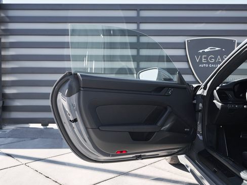 Used 2025 Porsche 911 Carrera 4 GTS w/ Premium Package image 22