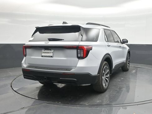 New 2026 Ford Explorer ST-Line RWD image 25