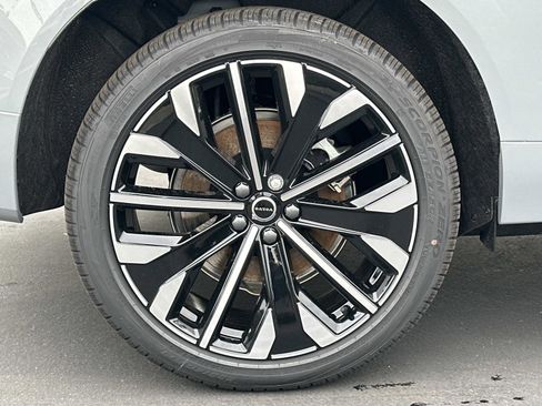 New 2026 Volvo XC60 T8 Ultra w/ Protection Package Premier AWD/4WD image 22