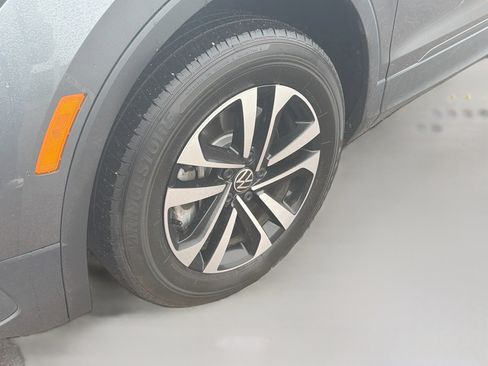 Used 2024 Volkswagen Tiguan S AWD/4WD image 11
