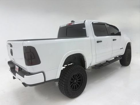 Used 2019 RAM 1500 Laramie RWD image 21
