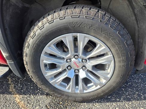 Used 2023 GMC Sierra 1500 Denali image 41