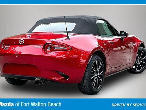 Used 2025 MAZDA MX-5 Miata Grand Touring RWD image 5