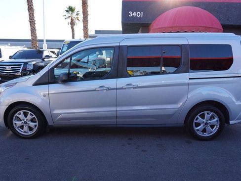 Used 2017 Ford Transit Connect XLT w/ XLT Premium Package FWD image 3