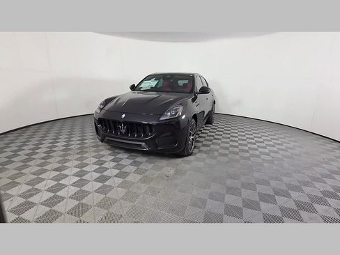 New 2026 Maserati Grecale Modena image 48