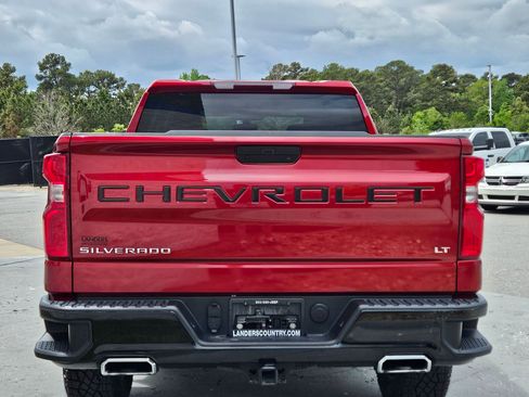 Used 2022 Chevrolet Silverado 1500 LT Trail Boss image 6