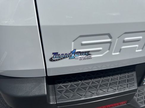 Used 2025 Hyundai Santa Cruz SEL image 13