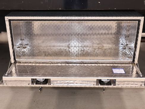 Certified 2022 Ford F550 2WD Regular Cab Super Duty image 11